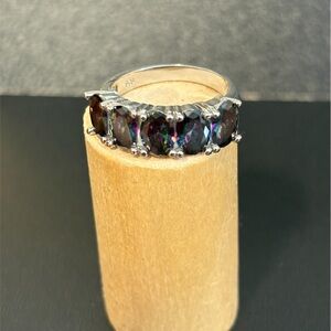 Elegant Silver Multi-Stone Ring